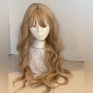 Long Wavy Blonde Wig 🩷